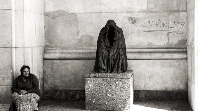 poverty-1885935_960_720
