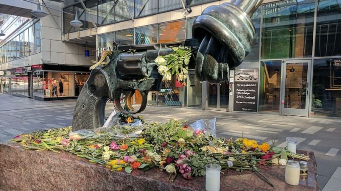 2017_Stockholm_attack_-_2017-04-31_picture (1)