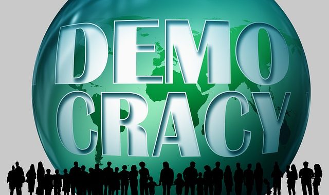 demokratie-1536630_640